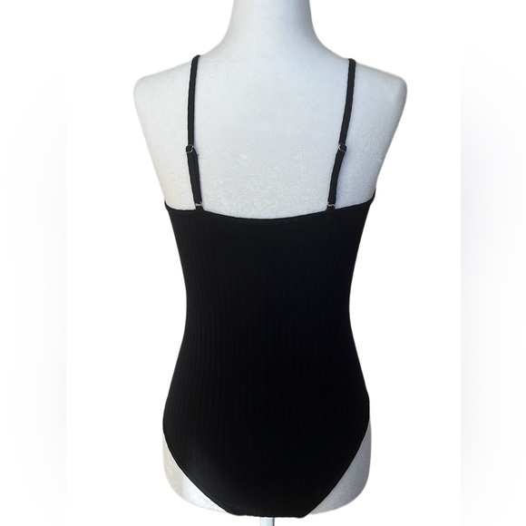 Bella Seamless Bodysuit - S/M - Picture 2 of 4